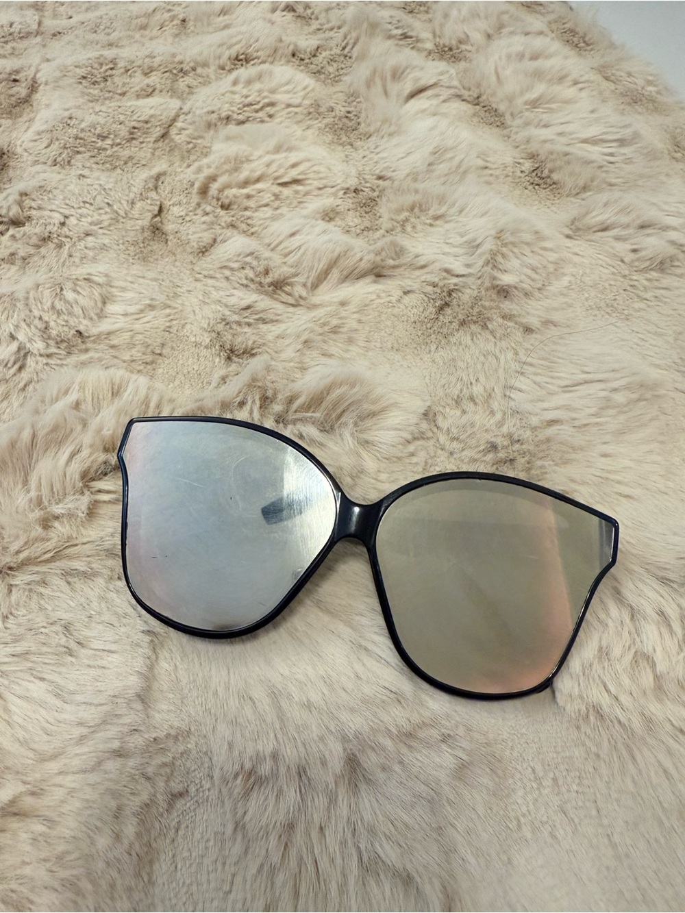 Charles & Kieth Black Cat-Eye Women’s Sunglasses with Mirrored Lenses